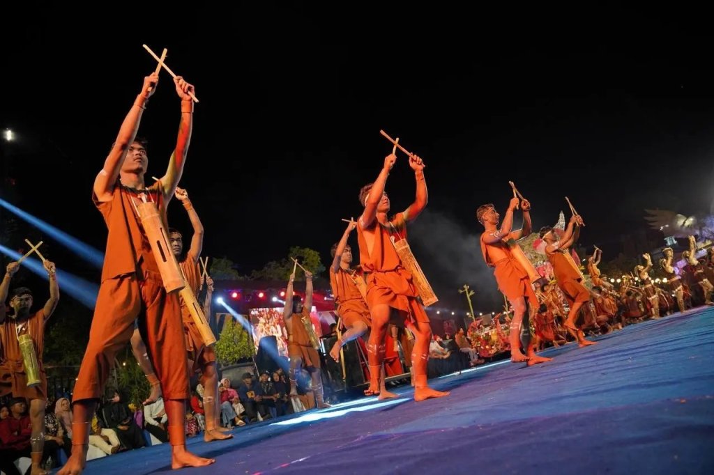 Cerita Persiapan Grup Ronthek Ronthekantropus Punung Hingga Raih Predikat Penyaji Terbaik FRP 2024