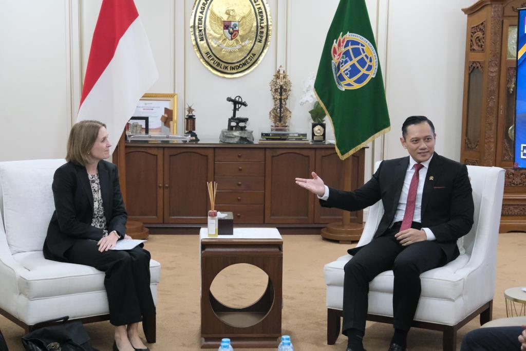 Terima Kunjungan Dubes Norwegia, AHY Pastikan Kemudahan Investasi Melalui Kepastian Hukum atas Tanah di Indonesia