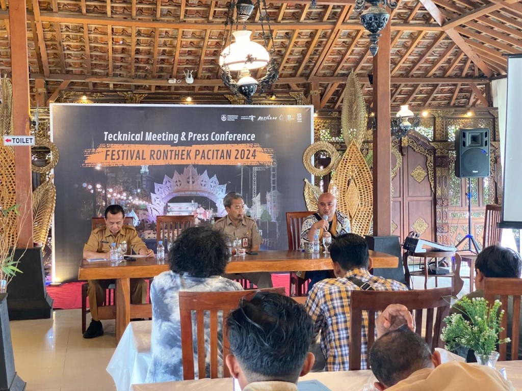 Jadi Event Nasional, Pemkab Targetkan Puluhan Ribu Pengunjung Hadiri Festival Ronthek Pacitan&nbsp;2024