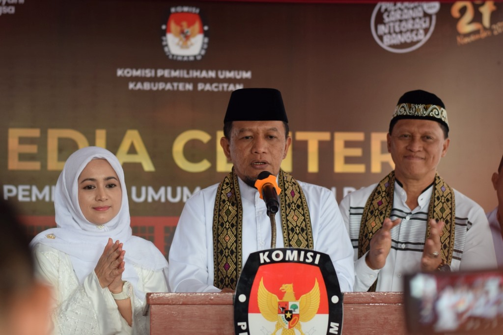 Maju Pilbup Tanpa Rekomendasi Partai Demokrat, Ronny Serahkan Status Kadernya ke DPP